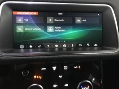 Land Rover Range Rover Evoque D150 MHEV Standard 4WD Auto 110 kW (150 CV) Land Rover Range Rover Evoque D150 MHEV Standard 4WD Auto 110 kW (150 CV)