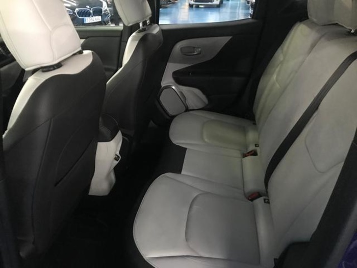 JeepRenegade 1.3G Limited 4x2 DDCT 110 kW (150 CV) Vehículo usado en Barcelona - 19 JeepRenegade 1.3G Limited 4x2 DDCT 110 kW (150 CV) Vehículo usado en Barcelona - 19