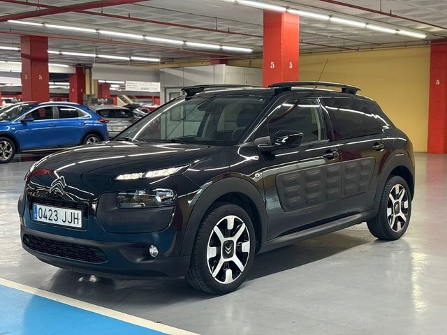 CitroenC4 Cactus PureTech 82 Feel Edition 60 kW (82 CV) Vehículo usado en Barcelona - 1