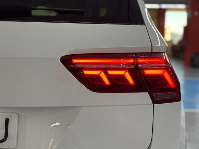 VolkswagenTiguan R-Line 2.0 TDI 110 kW (150 CV) DSG Vehículo usado en Barcelona - 12