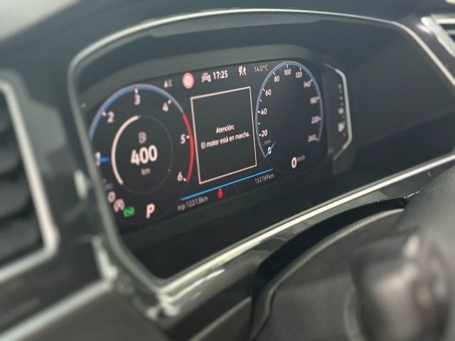 VolkswagenTiguan R-Line 2.0 TDI 110 kW (150 CV) DSG Vehículo usado en Barcelona - 15