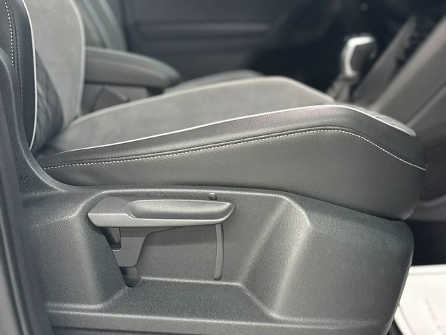 VolkswagenTiguan R-Line 2.0 TDI 110 kW (150 CV) DSG Vehículo usado en Barcelona - 24