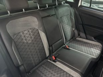 Volkswagen Tiguan R-Line 2.0 TDI 110 kW (150 CV) DSG Volkswagen Tiguan R-Line 2.0 TDI 110 kW (150 CV) DSG