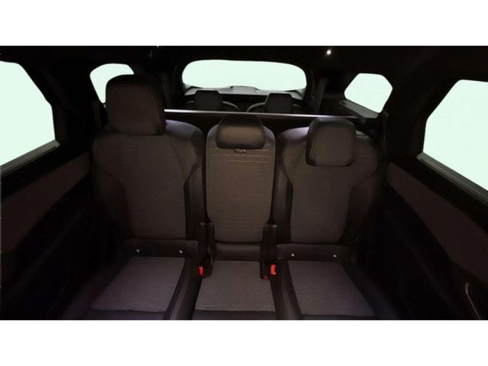 Peugeot5008 Hybrid 1.2 Allure eDCS6 100 kW (136 CV) Vehículo usado en Barcelona - 8 Peugeot5008 Hybrid 1.2 Allure eDCS6 100 kW (136 CV) Vehículo usado en Barcelona - 8