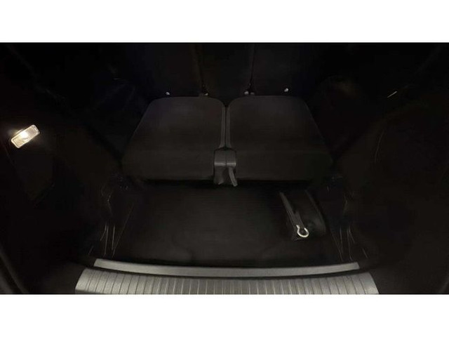 Peugeot5008 Hybrid 1.2 Allure eDCS6 100 kW (136 CV) Vehículo usado en Barcelona - 20