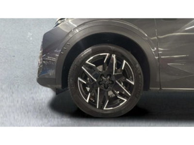 Peugeot 5008 Hybrid 1.2 Allure eDCS6 100 kW (136 CV) Peugeot 5008 Hybrid 1.2 Allure eDCS6 100 kW (136 CV)