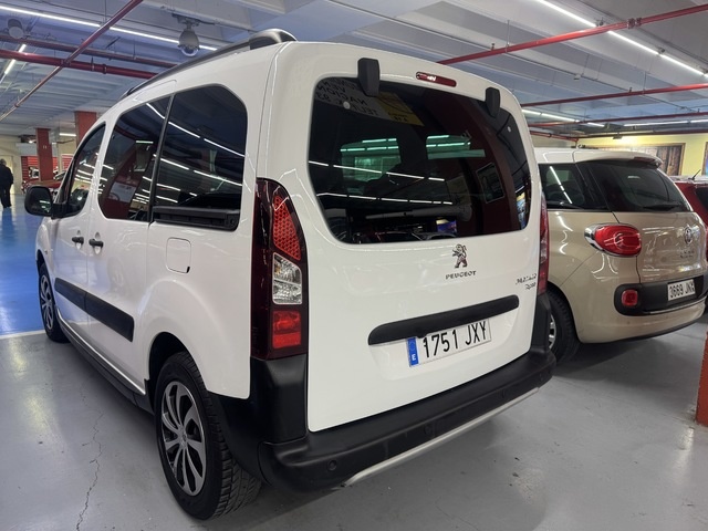 PeugeotPartner Tepee BlueHDi 100 Active 73 kW (100 CV) Vehículo usado en Barcelona - 4
