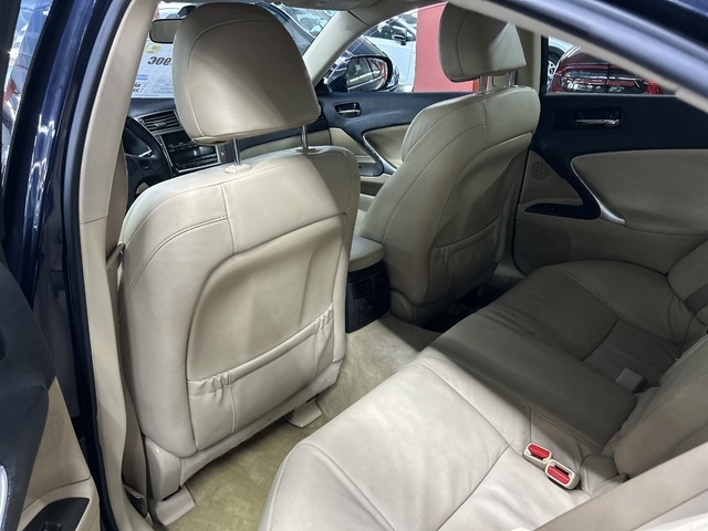 LexusIS 220d Sport Multimedia 130 kW (177 CV) Vehículo usado en Barcelona - 12