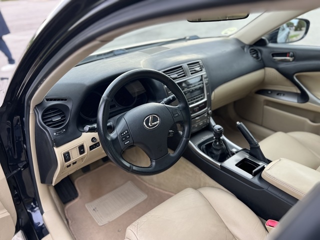 LexusIS 220d Sport Multimedia 130 kW (177 CV) Vehículo usado en Barcelona - 47