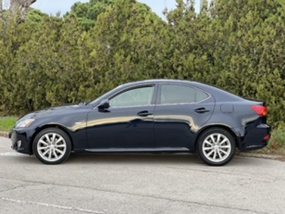 Lexus IS 220d Sport Multimedia 130 kW (177 CV) Lexus IS 220d Sport Multimedia 130 kW (177 CV)