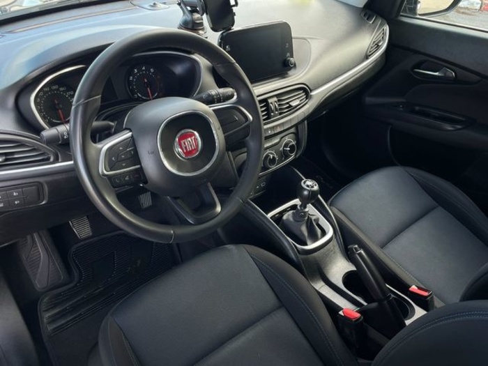 FiatTipo 1.4 Mirror 70 kW (95 CV) Vehículo usado en Barcelona - 2 FiatTipo 1.4 Mirror 70 kW (95 CV) Vehículo usado en Barcelona - 2