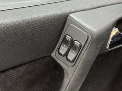 Opel Astra 1.6 16v Comfort 74 kW (100 CV) Opel Astra 1.6 16v Comfort 74 kW (100 CV)