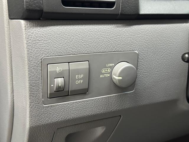 KiaSorento 2.5 CRDi Emotion 125 kW (170 CV) Vehículo usado en Barcelona - 15 KiaSorento 2.5 CRDi Emotion 125 kW (170 CV) Vehículo usado en Barcelona - 15