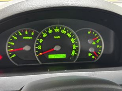 Kia Sorento 2.5 CRDi Emotion 125 kW (170 CV) Kia Sorento 2.5 CRDi Emotion 125 kW (170 CV)