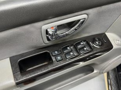 Kia Sorento 2.5 CRDi Emotion 125 kW (170 CV) Kia Sorento 2.5 CRDi Emotion 125 kW (170 CV)