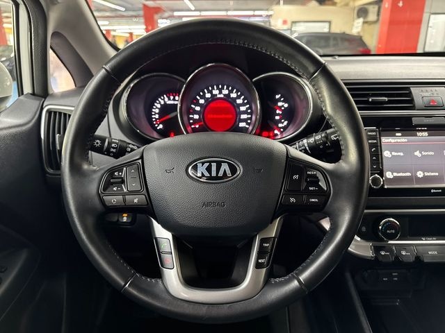 KiaRio 1.2 CVVT Tech 62 kW (84 CV) Vehículo usado en Barcelona - 17