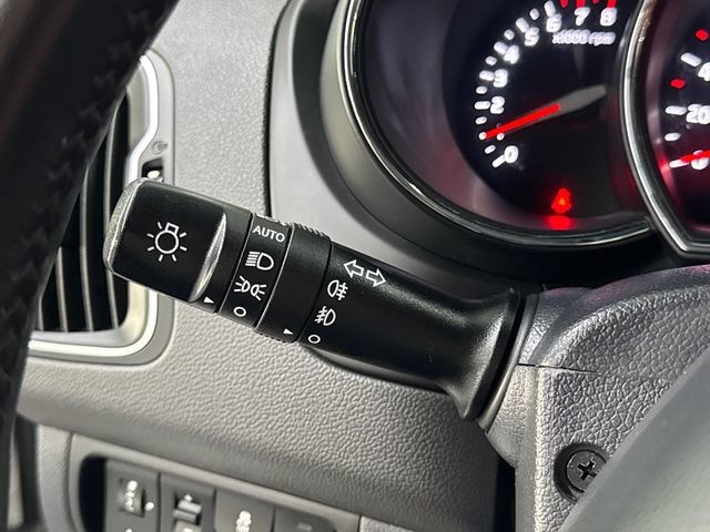 KiaRio 1.2 CVVT Tech 62 kW (84 CV) Vehículo usado en Barcelona - 18