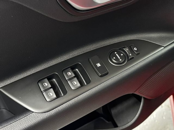 KiaRio 1.0 T-GDi MHEV iMT Drive 74 kW (100 CV) Vehículo usado en Barcelona - 15 KiaRio 1.0 T-GDi MHEV iMT Drive 74 kW (100 CV) Vehículo usado en Barcelona - 15