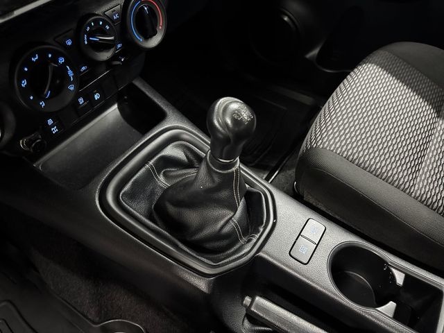 ToyotaHilux 2.4 D-4D Cabina Extra GX 110 kW (150 CV) Vehículo usado en Barcelona - 15