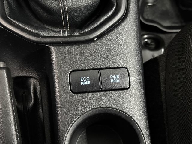 ToyotaHilux 2.4 D-4D Cabina Extra GX 110 kW (150 CV) Vehículo usado en Barcelona - 23