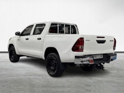Toyota Hilux 2.4 D-4D Cabina Extra GX 110 kW (150 CV) Toyota Hilux 2.4 D-4D Cabina Extra GX 110 kW (150 CV)