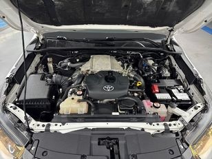 Toyota Hilux 2.4 D-4D Cabina Extra GX 110 kW (150 CV)
