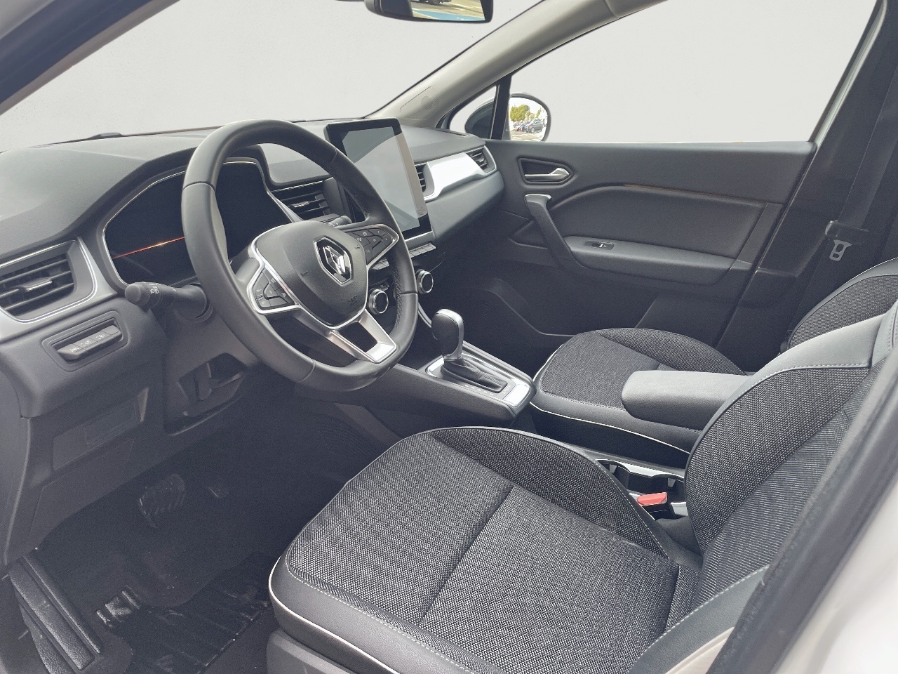 Renault Captur Techno Fast Track E-Tech híbrido 107 kW (145 CV) - 4