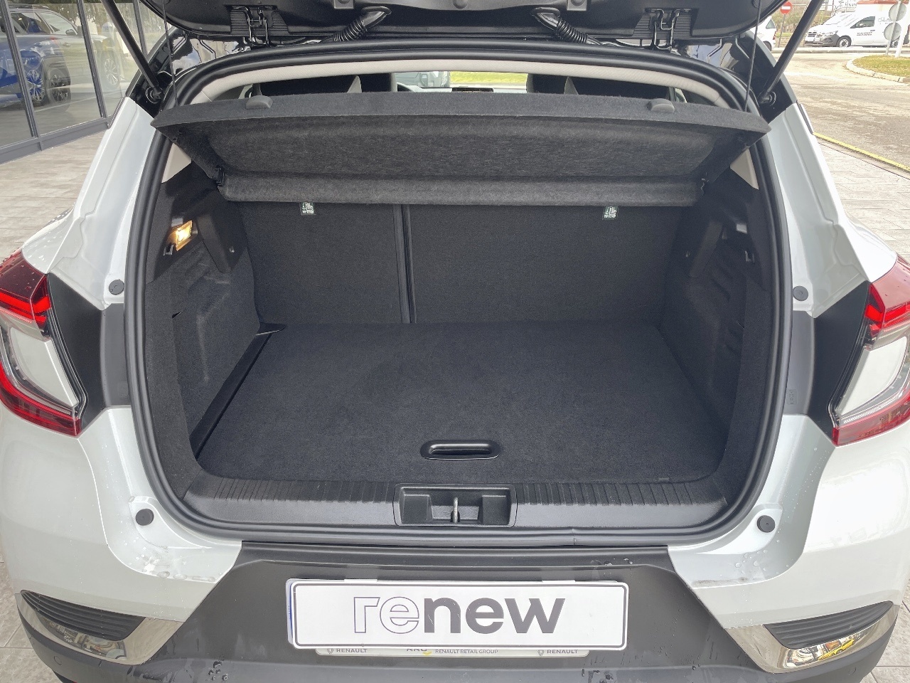 Renault Captur Techno Fast Track E-Tech híbrido 107 kW (145 CV) - 12