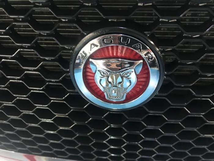 JaguarF-PACE 2.0L i4D Prestige Auto 132 kW (180 CV) Vehículo usado en Barcelona - 7 JaguarF-PACE 2.0L i4D Prestige Auto 132 kW (180 CV) Vehículo usado en Barcelona - 7