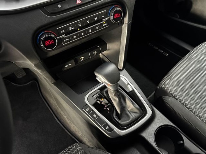 KiaCeed 1.0 MHEV Drive DCT 74 kW (100 CV) Vehículo usado en Barcelona - 16 KiaCeed 1.0 MHEV Drive DCT 74 kW (100 CV) Vehículo usado en Barcelona - 16