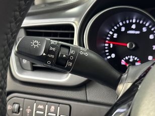 Kia Ceed 1.0 MHEV Drive DCT 74 kW (100 CV)