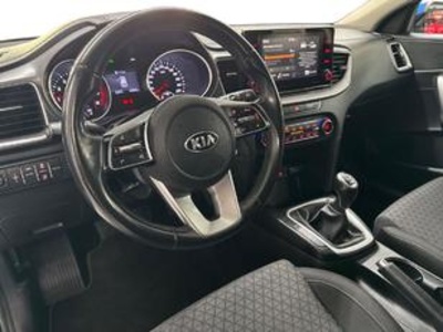 Kia XCeed 1.0 T-GDi Drive 88 kW (120 CV) Kia XCeed 1.0 T-GDi Drive 88 kW (120 CV)