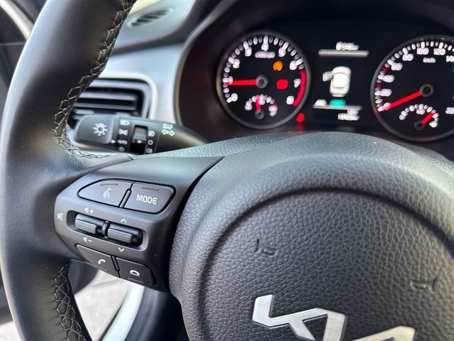 KiaStonic 1.2 DPi Drive 62 kW (84 CV) Vehículo usado en Barcelona - 16