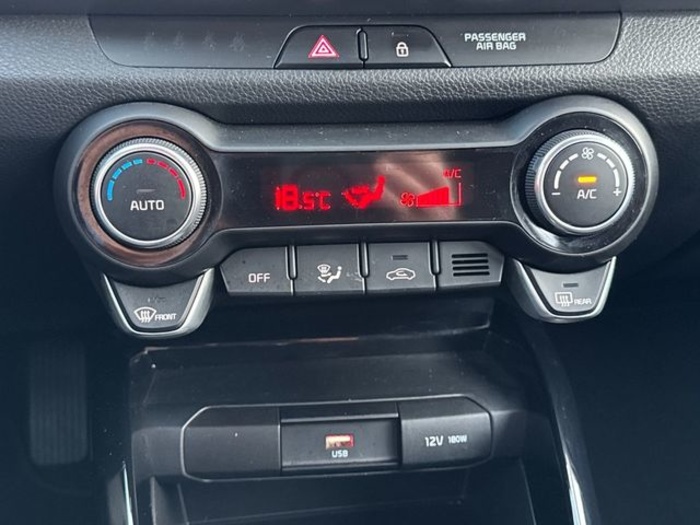 KiaStonic 1.2 DPi Drive 62 kW (84 CV) Vehículo usado en Barcelona - 22 KiaStonic 1.2 DPi Drive 62 kW (84 CV) Vehículo usado en Barcelona - 22