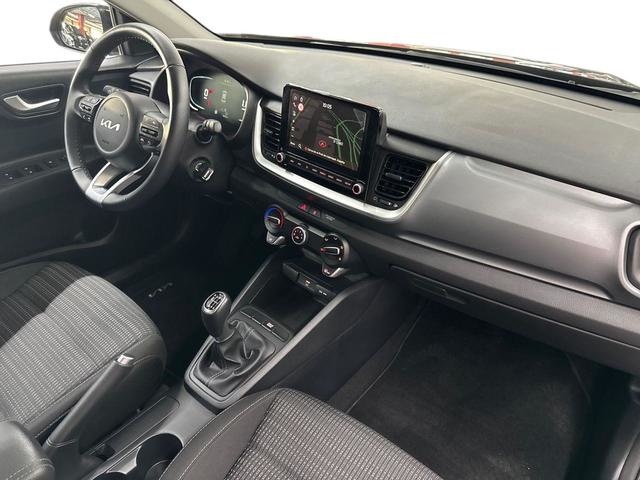 KiaStonic 1.0 T-GDi MHEV Business 74 kW (100 CV) Vehículo usado en Barcelona - 10