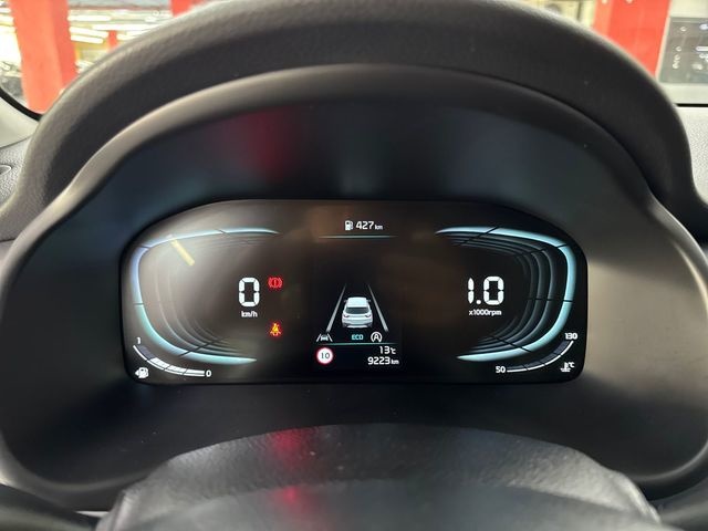 KiaStonic 1.0 T-GDi MHEV Business 74 kW (100 CV) Vehículo usado en Barcelona - 12