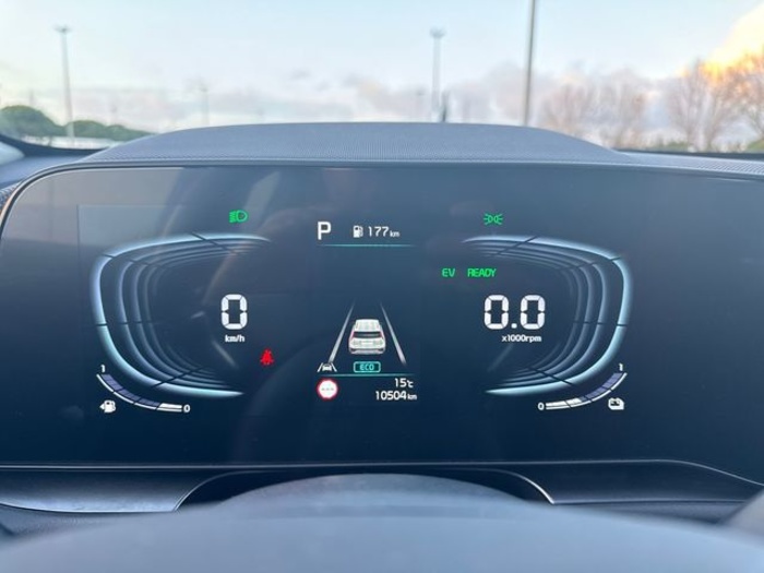 KiaNiro 1.6 GDi HEV Drive 95 kW (129 CV) Vehículo usado en Barcelona - 13 KiaNiro 1.6 GDi HEV Drive 95 kW (129 CV) Vehículo usado en Barcelona - 13