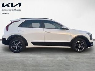 Kia Niro 1.6 GDi HEV Drive 95 kW (129 CV) Kia Niro 1.6 GDi HEV Drive 95 kW (129 CV)