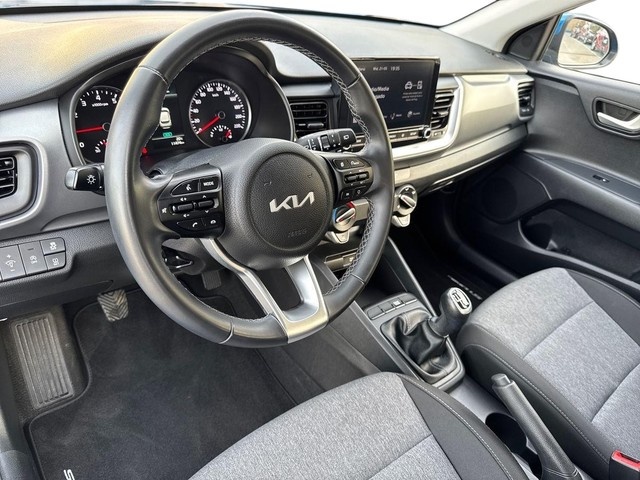 KiaStonic 1.0 T-GDi MHEV iMT Concept 74 kW (100 CV) Vehículo usado en Barcelona - 12