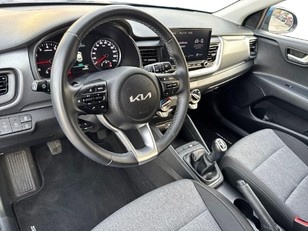 Kia Stonic 1.0 T-GDi MHEV iMT Concept 74 kW (100 CV)