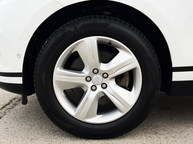 Land RoverRange Rover Velar D240 I4 Standard 4WD Auto 150 kW (204 CV) Vehículo usado en Barcelona - 13