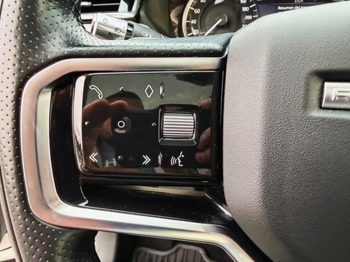 Land RoverRange Rover Velar D240 I4 Standard 4WD Auto 150 kW (204 CV) Vehículo usado en Barcelona - 17 Land RoverRange Rover Velar D240 I4 Standard 4WD Auto 150 kW (204 CV) Vehículo usado en Barcelona - 17