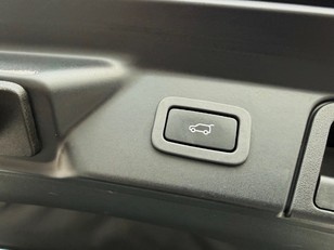 Land Rover Range Rover Velar D240 I4 Standard 4WD Auto 150 kW (204 CV)