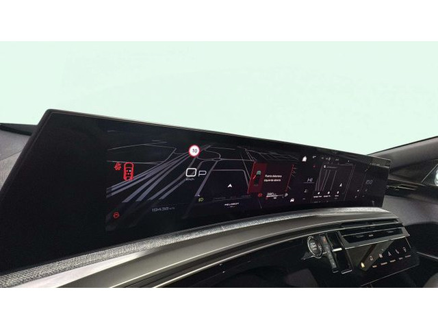 Peugeot3008 Allure Hybrid eDCS6 100 kW (136 CV) Vehículo usado en Barcelona - 14