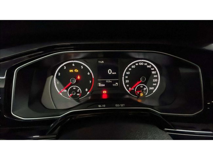 VolkswagenPolo Sport 1.0 TSI 70 kW (95 CV) Vehículo usado en Barcelona - 10 VolkswagenPolo Sport 1.0 TSI 70 kW (95 CV) Vehículo usado en Barcelona - 10