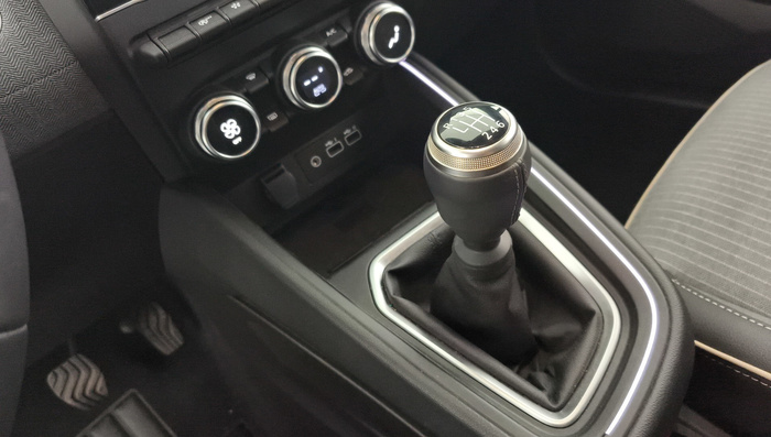 Renault Clio Eco-G 100 GLP Evolution 74 kW (100 CV) - 24 Renault Clio Eco-G 100 GLP Evolution 74 kW (100 CV) - 24