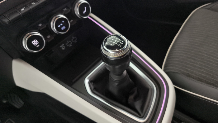 Renault Clio Techno TCe 103 kW (140 CV) - 24 Renault Clio Techno TCe 103 kW (140 CV) - 24