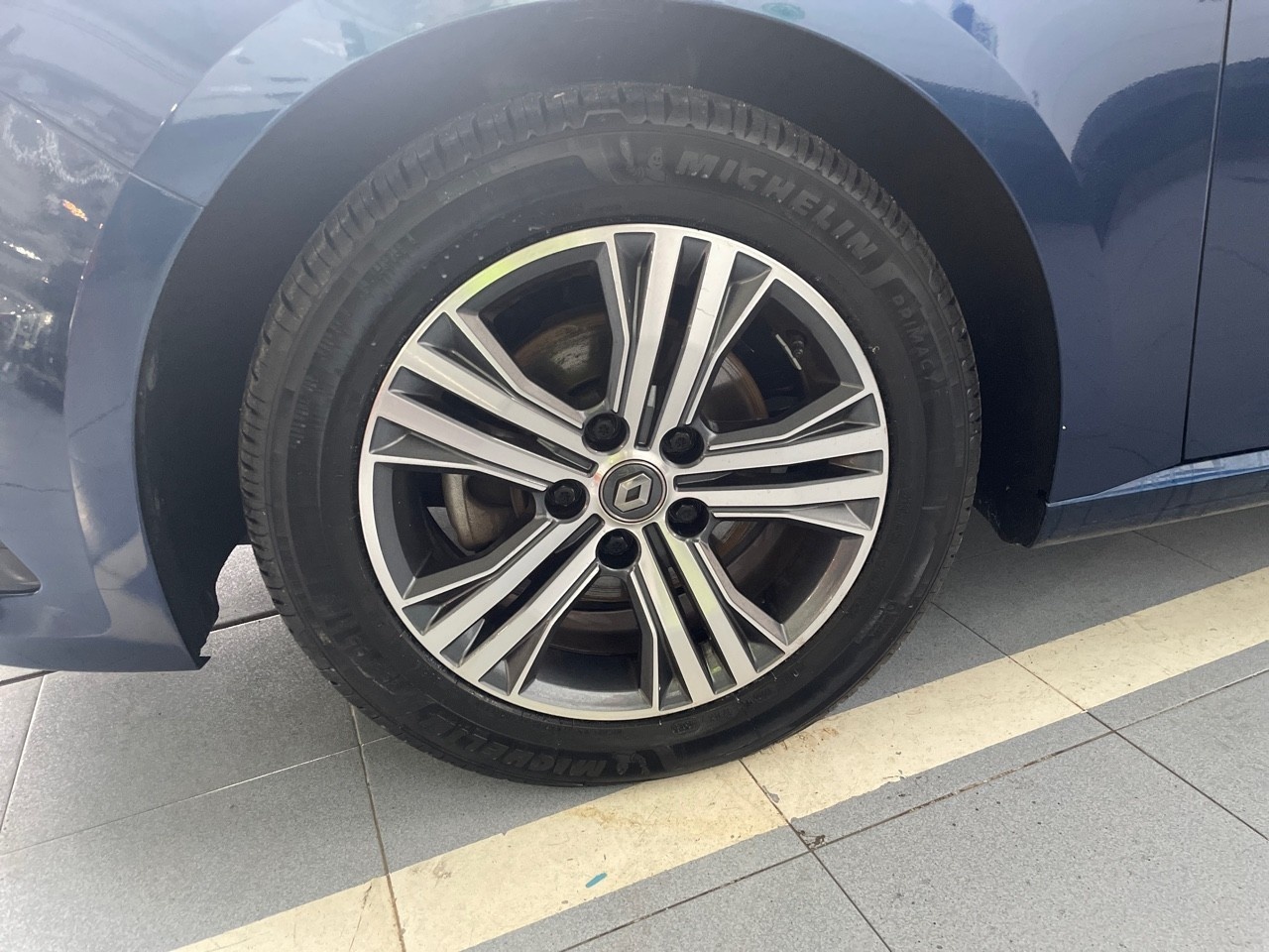 Renault Megane Zen Blue dCi 85 kW (115 CV) - 10