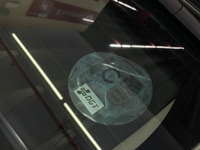 ToyotaHilux 2.4 D-4D DC GX Plus 110 kW (150 CV) Vehículo usado en Barcelona - 4 ToyotaHilux 2.4 D-4D DC GX Plus 110 kW (150 CV) Vehículo usado en Barcelona - 4