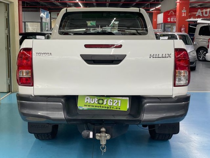 ToyotaHilux 2.4 D-4D DC GX Plus 110 kW (150 CV) Vehículo usado en Barcelona - 7 ToyotaHilux 2.4 D-4D DC GX Plus 110 kW (150 CV) Vehículo usado en Barcelona - 7